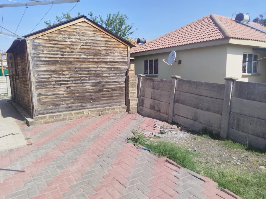 3 Bedroom Property for Sale in Freedom Park North West